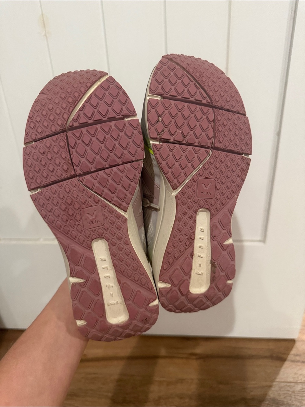 Veja Condor 2 Sneakers - Picture 7 of 7